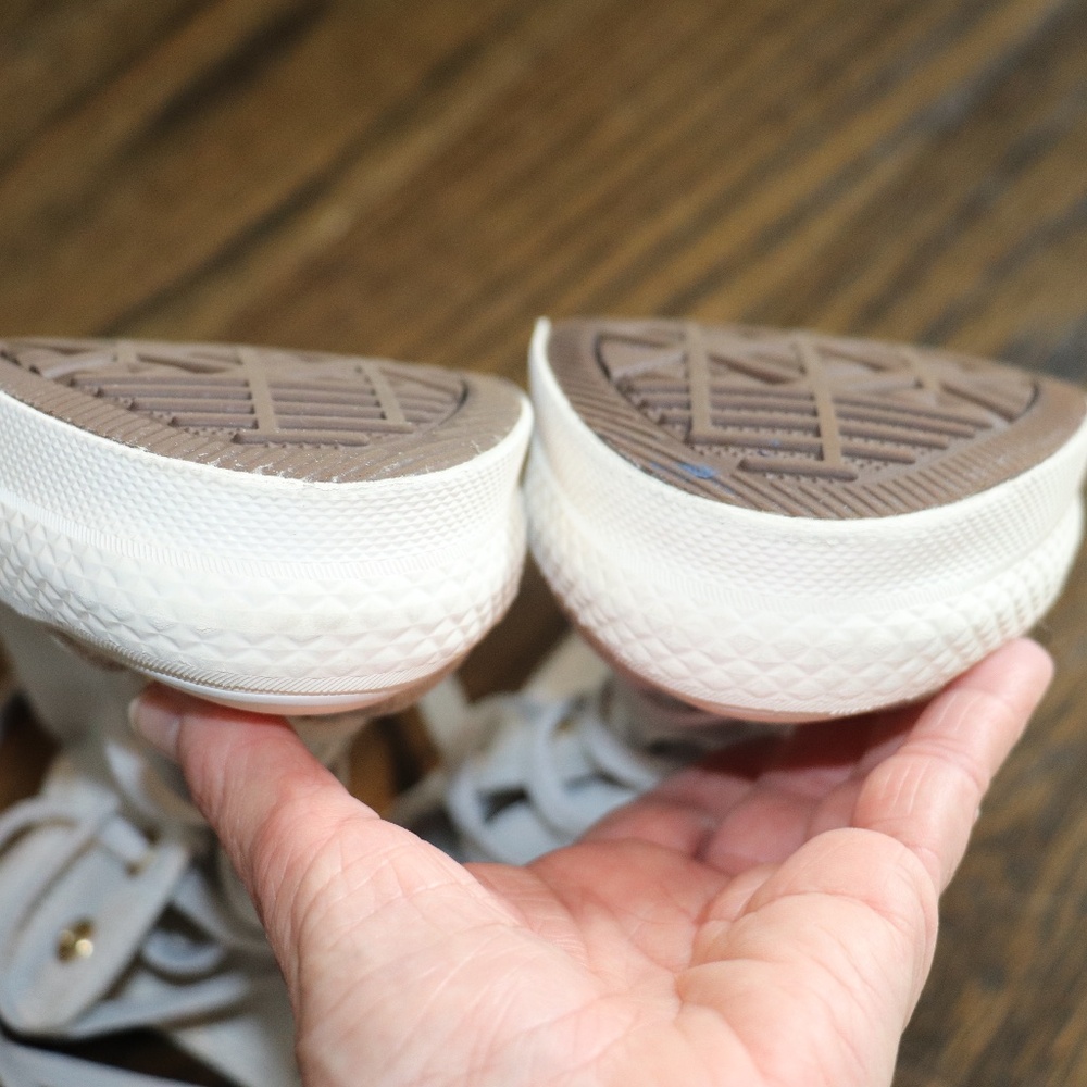 Chuck Taylor All Star EVA Lift Platform Tonal Canvas YOUTH Size 3.5 Barely Grey - Picture 4 of 16